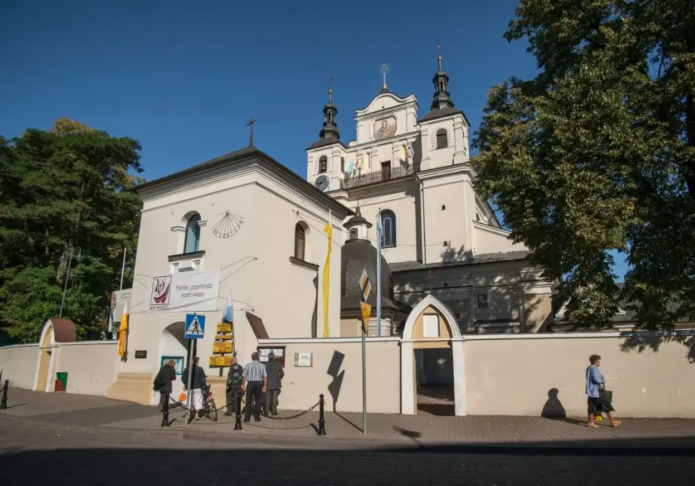 Objawienia maryjne uznane przez Kościół - 12 miejsc i ich sens