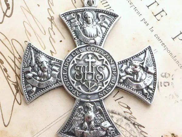 Symbole Ewangelistów - Człowiek, Lew, Wół, Orzeł