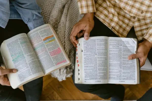 Pismo Święte - Co to jest i jak czytać Biblię bez zagubienia?